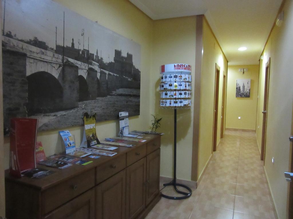 Hostal Abastos Valencia Exterior foto